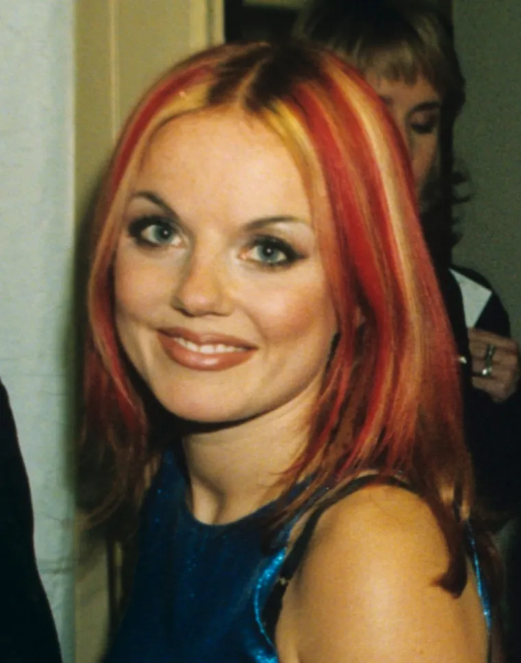 Prije nego što se Geri pridružila Mel C, Mel B, Victoriji Beckham i Emmi Bunton u grupi Spice Girls, radila je kao plesačica u jednom klubu u španjolskoj Mallorci. Ono što svi pamte iz tog razdoblja jest i njeno poziranje za erotske časopise. Otkako se proslavila, nema koji svjetski medij nije prenio famozne fotografije. 