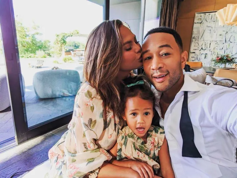 Chrissy Teigen i John Legend očekuju dijete dvije godine nakon gubitka sinčića: 'Radost je ponovno ispunila naš dom'