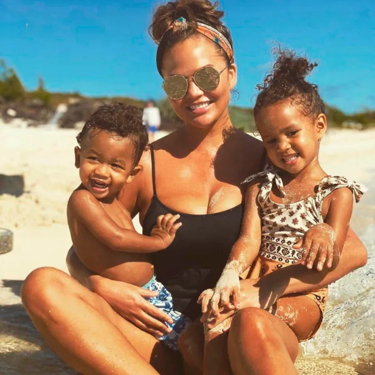 Chrissy Teigen i John Legend očekuju dijete dvije godine nakon gubitka sinčića: 'Radost je ponovno ispunila naš dom'