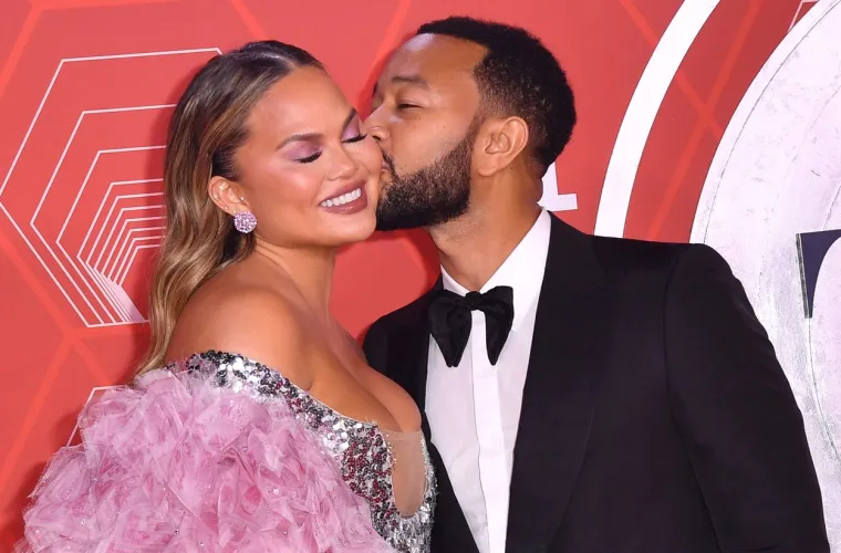 Chrissy Teigen i John Legend očekuju dijete dvije godine nakon gubitka sinčića: 'Radost je ponovno ispunila naš dom'