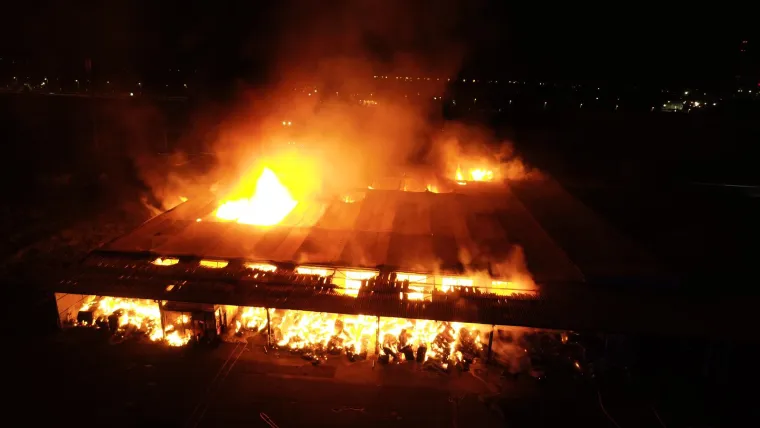 Fotografije otkrivaju kakvu je pusto&scaron; ostavio požar u Zagrebu: 'Temperature su bile iznad 1000 stupnjeva, topio se i beton'