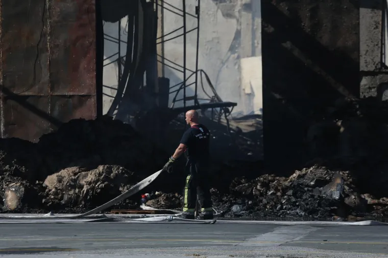 Fotografije otkrivaju kakvu je pusto&scaron; ostavio požar u Zagrebu: 'Temperature su bile iznad 1000 stupnjeva, topio se i beton'