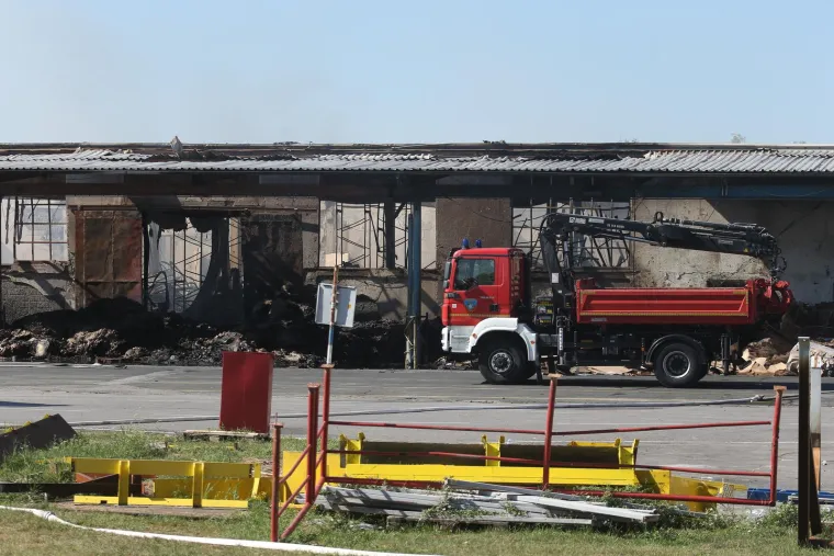 Fotografije otkrivaju kakvu je pusto&scaron; ostavio požar u Zagrebu: 'Temperature su bile iznad 1000 stupnjeva, topio se i beton'