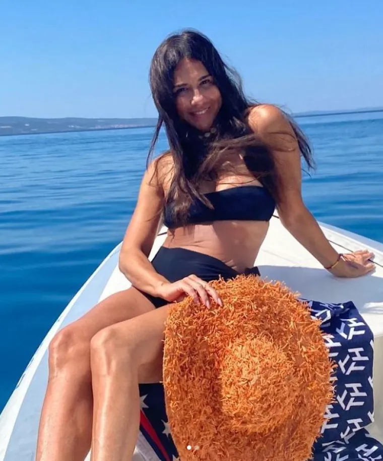 Borna Kotromanić odmara u Omišu, a objavila je fotografiju s ušća Cetine.
