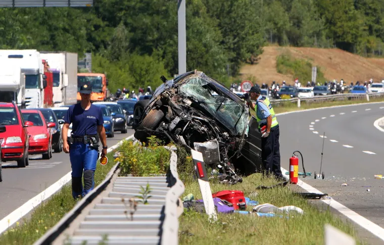 Završio očevid nesreće, osumnjičen vozač slovenske registracije: Pogledajte kako izgleda mjesto stravične prometne nesreće: Prizori su jezivi
