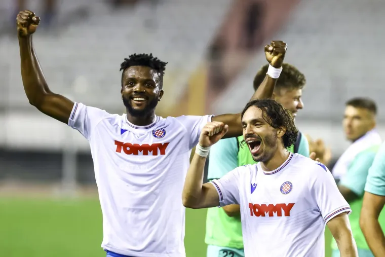 Pogledajte ogromno slavlje Hajdukovih nogometaša nakon zaslužene pobijede protiv Vitorije