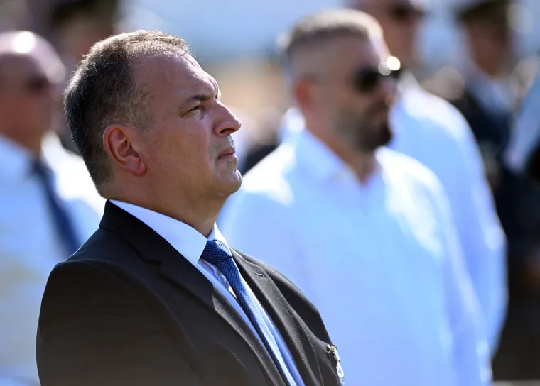 Pogledajte tko je sve od poznatih političara i uzvanika do&scaron;ao u Knin. Neke dugo nismo vidjeli