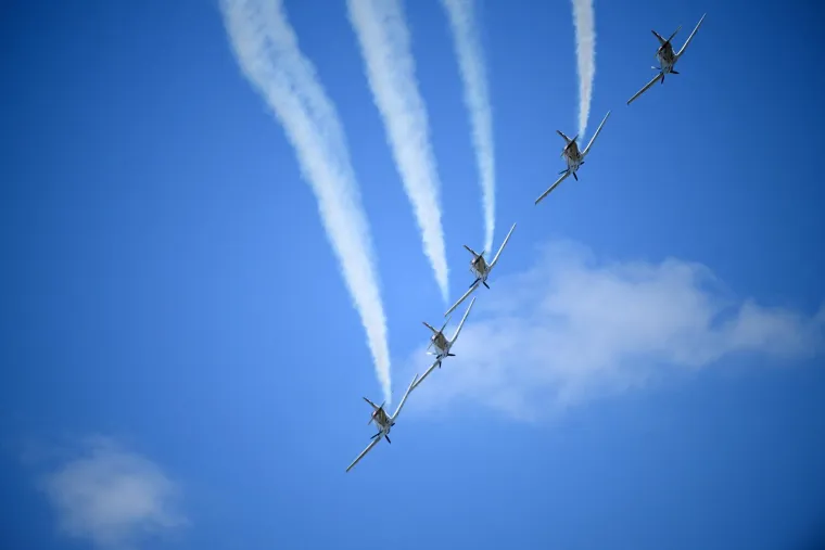 Krila Oluje na spektakularan način zaključila svečanost u Kninu, na nebu se pridružili MIG-ovi i Black Hawk helikopteri