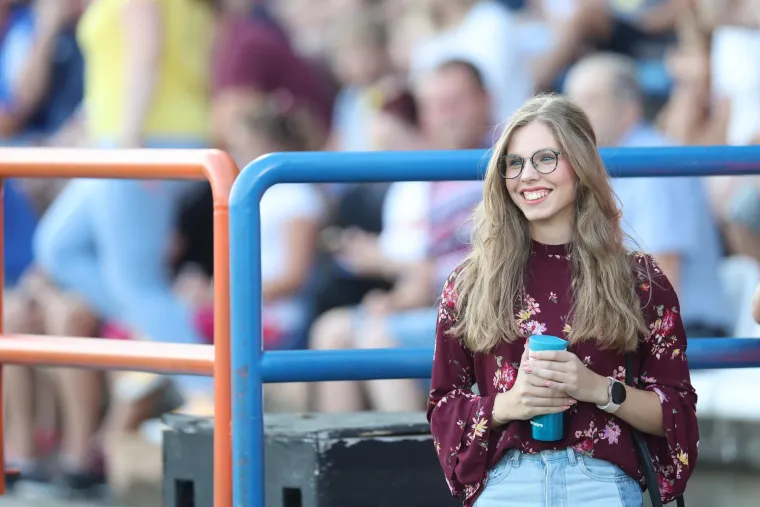 Nepoznata crnka plijenila pažnju svih na tribinama stadiona u Varaždinu