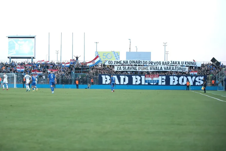 Jednog je navijača Dinama interventna odvela s domaće tribine, on počastio sve srednjim prstom: Boysi se poklonili slavnim Pumama