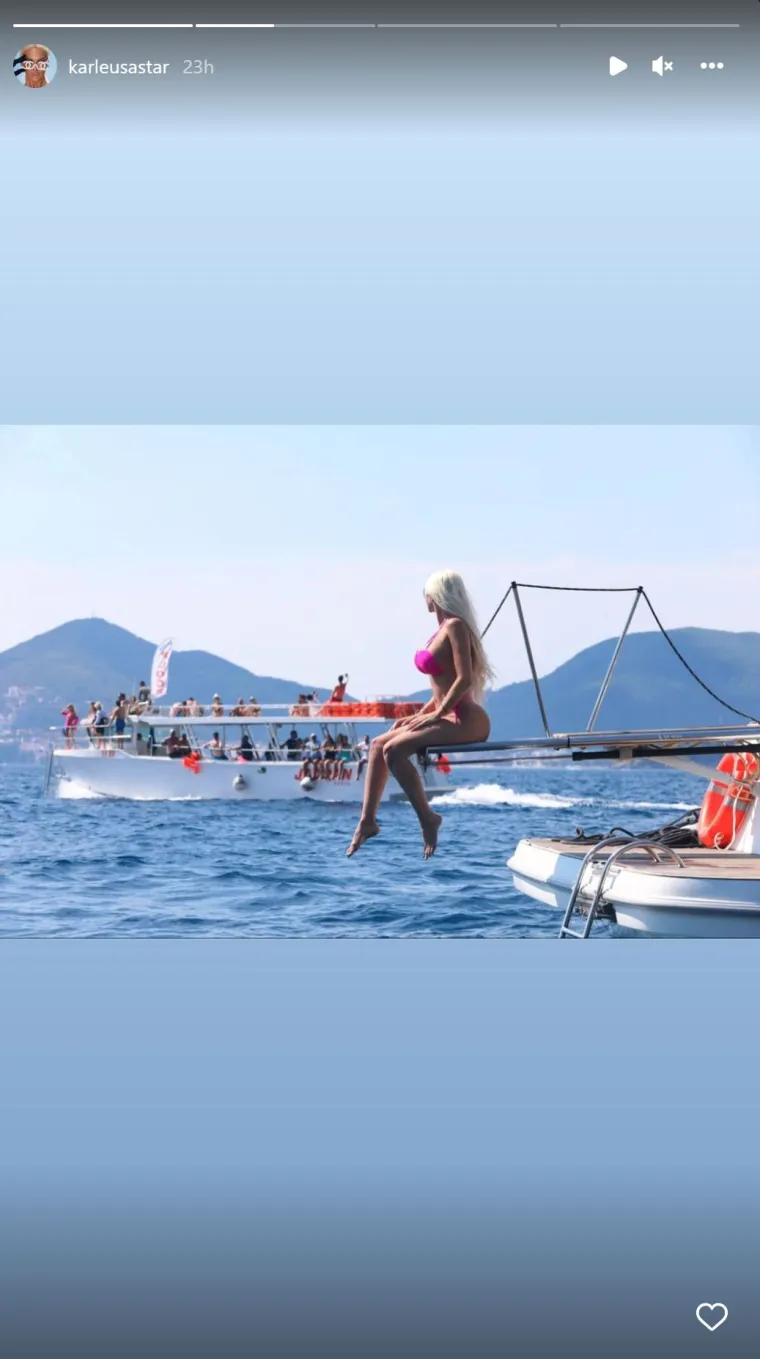 Jelena Karleuša počastila provokativnim fotkama: 'Nisi normalna šta nam radiš! Ova žena nije realna, goriš!'