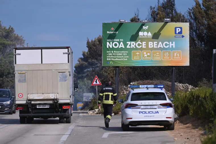 Pogledajte kako izgleda Zrće nakon vatrene stihije: Iz klubova evakuirane tisuće partijanera