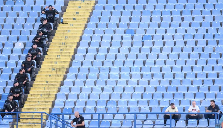 Maksimir diše za Dinamo: Tribine su u transu