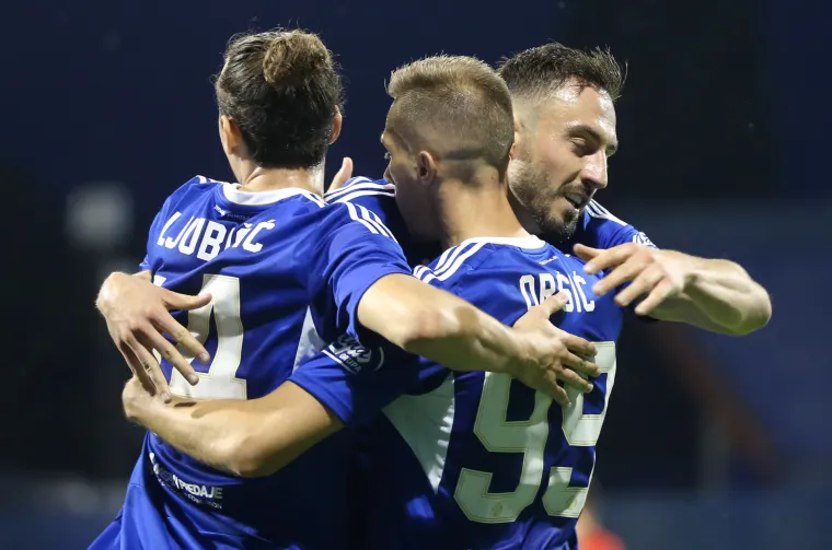 Pogledajte fantastično slavlje Dinama nakon pobjede protiv Ludogoreca: 13 tisuća navijača nosilo Modre