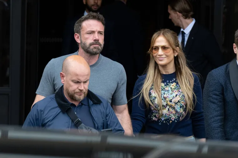 J.Lo je odlučila malo ostati u Europi dulje i viđena je kako uživa neko vrijeme sa svojom djecom.