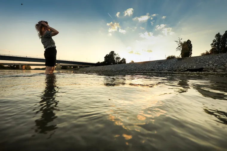 Ovo jako dugo nije viđeno u Zagrebu! Savu se na nekim mjestima čak može i prehodati, na Bundeku se vidi dno