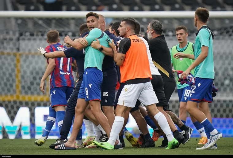 Hajduk - Vitoria Guimaraes