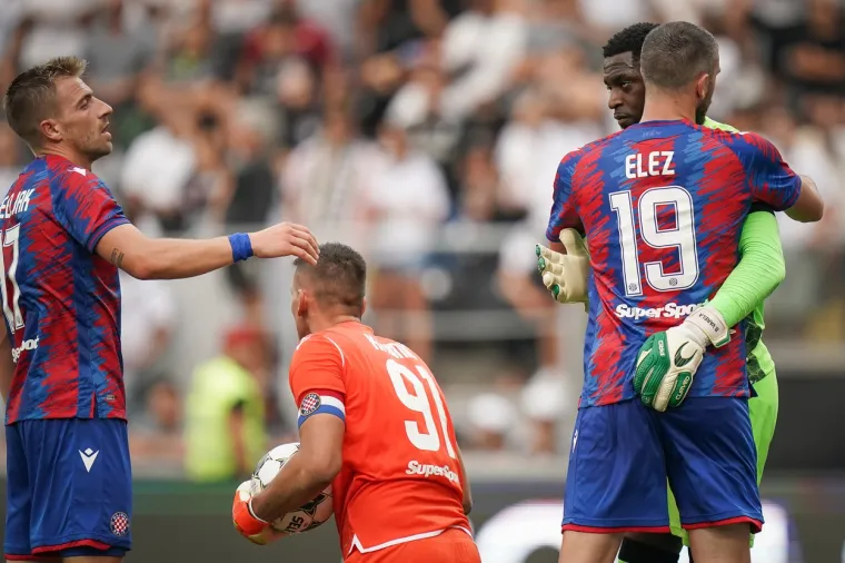 GALERIJA Ta divna portugalska noć: Pogledajte najzanimljivije trenutke lude utakmice u Guimaraesu