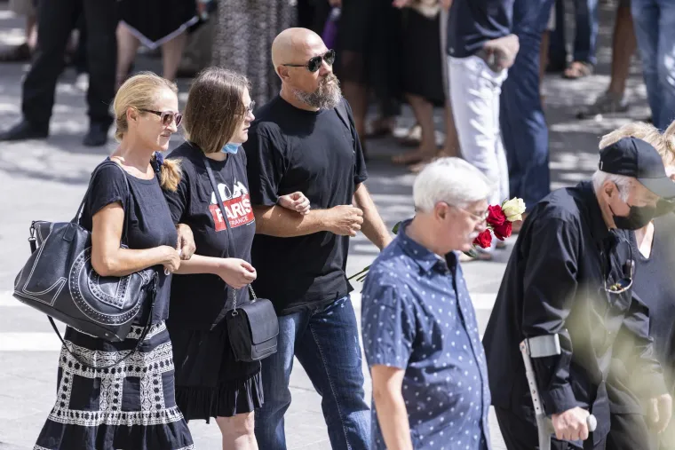 Pokopan novinar Vladimir Matijanić: 'Nikada nećemo prestati postavljati pitanja. Varate se ako mislite da ćete to moći zata&scaron;kati'