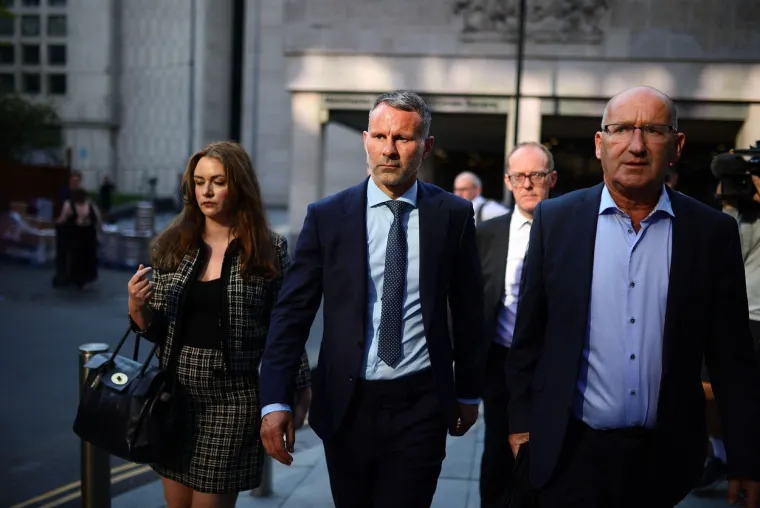 Ryan Giggs je razotkriven, zavirili mu u mobitel: 'Tako sam jeb*** bijesan sada, mogao bi učiniti bilo što. Mrzim te!'