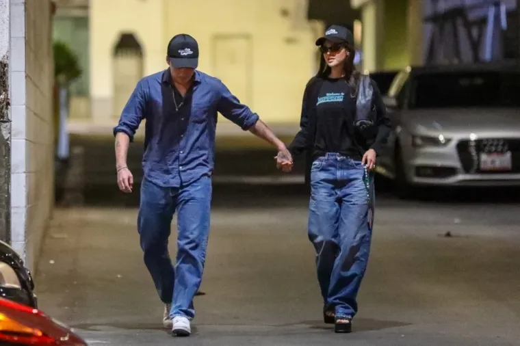 Brooklyn Beckham i Nicole Peltz u lažnom sjaju bračne idile: Kad su skužili paparazze, brzo se primili za ruke