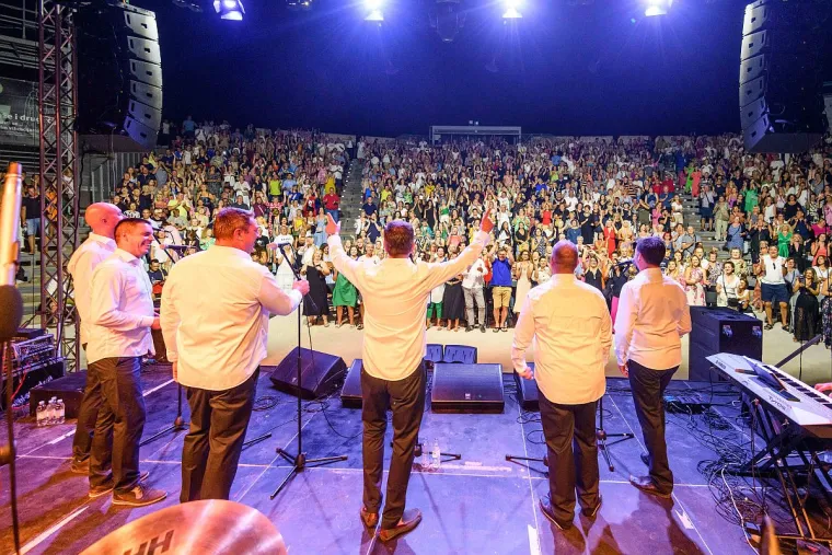 Impresivan koncert klape Ri&scaron;pet na rasprodanoj tvrđavi sv. Mihovila