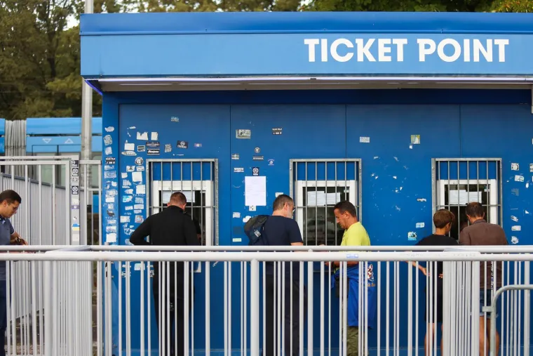 Ovako izgleda atmosfera oko stadiona Maksimir