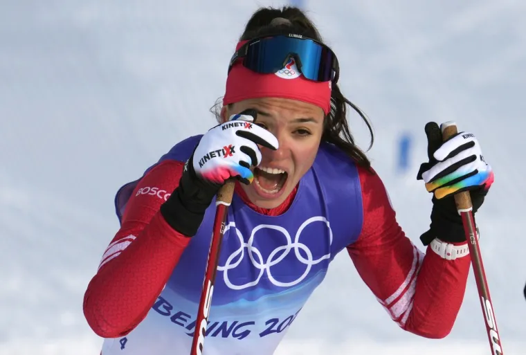 Prelijepa i uspje&scaron;na ruska sporta&scaron;ica brani tiranina Putina i Rusiju: 'Jedva čekam vidjet vam facu kad mi budete davali tu medalju'