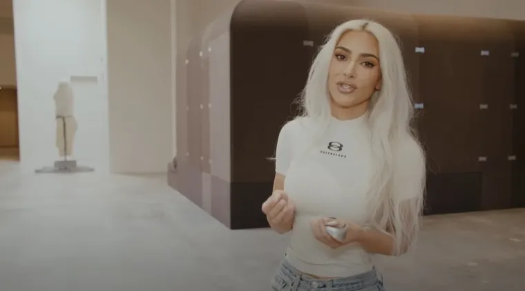 Kim Kardashian otvorila vrata svoje nove tvrtke da svijet vidi kako se uređuje poslovni prostor kada se ima