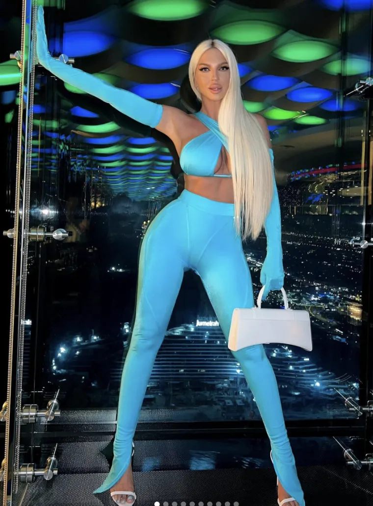 Ne može Jeleni Karleu&scaron;i jedan razvod smrdati zabavu: Pogledajte kako žena časti - sebe luksuzom, a nas golotinjom