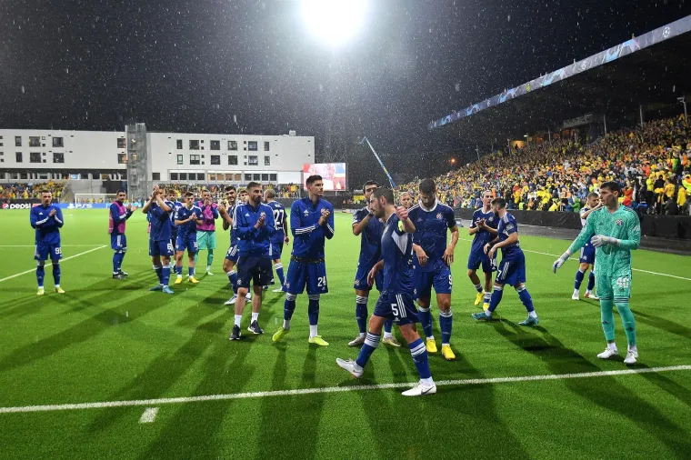 Dinamo je u Bod&oslash; stigao sa samo jednom idejom: No, tamo su ih dočekali neuobičajena podloga i ki&scaron;a