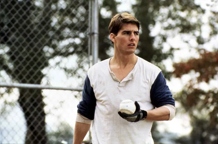 Tom Cruise je doista jedan od najmarljivijih i najuspješnijih holivudskih glumaca svog vremena. A rad je bio nešto s čime se Cruise morao upoznati u vrlo ranoj dobi. Zvijezda je jednom prilikom objasnila: &apos;&apos;Oduvijek sam imao radnu etiku. Imao sam plaćene poslove od svoje 8 godine - kosio travu, grabljao lišće, slao papire, prodavao čestitke za Uskrs i Božić.&apos;&apos;

Nakon što je postigao uspjeh, 60-godišnjak se okrenuo dobrotvornom radu, to uključuje donacije zapuštenoj ruralnoj zajednici u Africi i prikupljanje novca za dobrotvorne akcije za djecu.