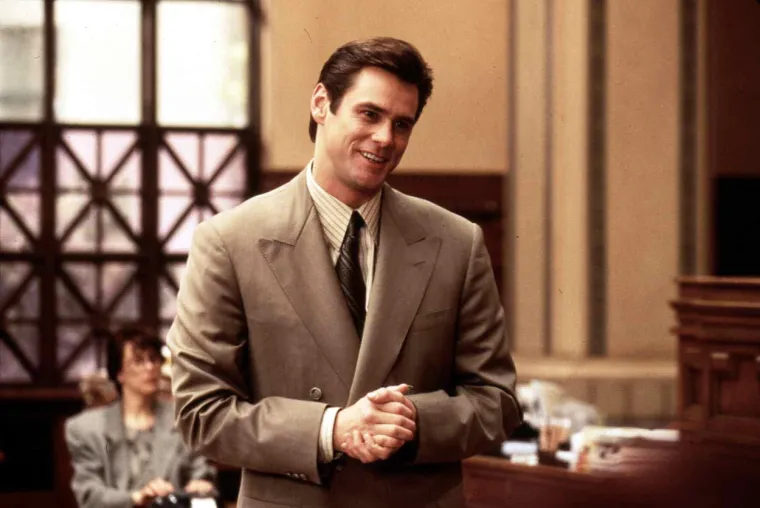 Jim Carrey jedan je od najutjecajnijih holivudskih komičara, ali glumac se morao suočiti s teškim djetinjstvom. Njegova obitelj izgubila je dom i morala je živjeti u kombiju. Mladi Jim morao je napustiti školu s 15 godina kako bi pomogao uzdržavati svoju obitelj. I iako je o svom dobrotvornom radu uglavnom zatvoren, Carrey je ipak poznat po tome što je podržao poduži popis zaklada. 2005. godine osnovao je jednu od svojih, pod nazivom &quot;Better U Foundation&quot;.