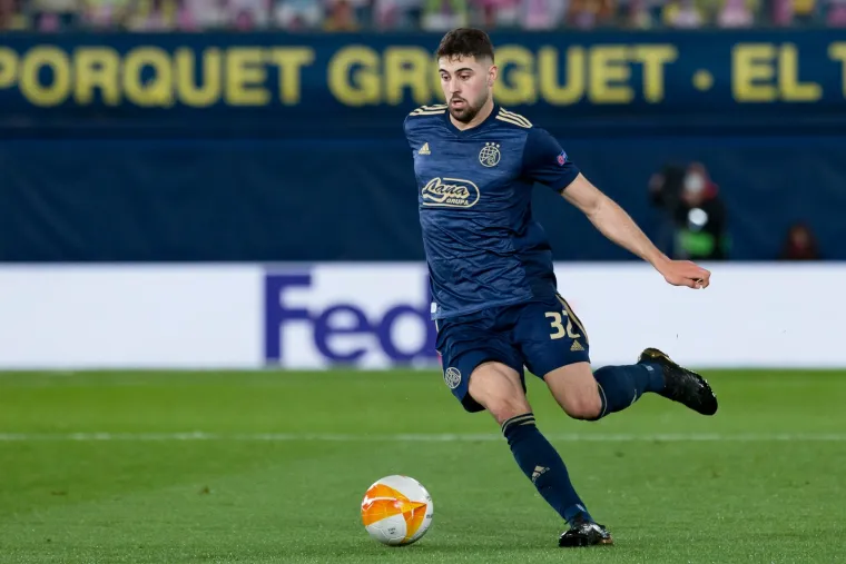 2021. godina (Joško Gvardiol) - Prva prava sezona za Gvardiola u Dinamu. Pokazao je toliko zrelosti i adaptirao se vrlo brzo na seniorski nogomet, a to je primijetio Leipzig koji ga je doveo u svoje redove, no mladog stopera je ostavio na posudbi u Dinamu.