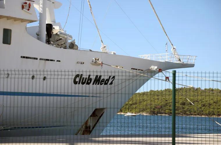 U &Scaron;ibenik uplovio Club Med 2, najveći i najluksuzniji jedrenjak na svijetu