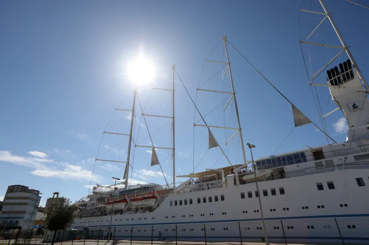 U &Scaron;ibenik uplovio Club Med 2, najveći i najluksuzniji jedrenjak na svijetu