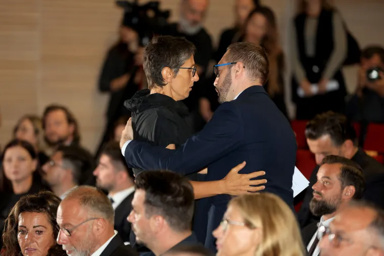 Od Mislava Bage oprostili se kolege i prijatelji. Na komemoraciju do&scaron;li Milanović i Toma&scaron;ević