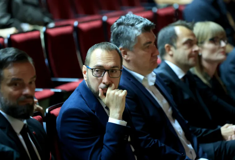 Od Mislava Bage oprostili se kolege i prijatelji. Na komemoraciju do&scaron;li Milanović i Toma&scaron;ević