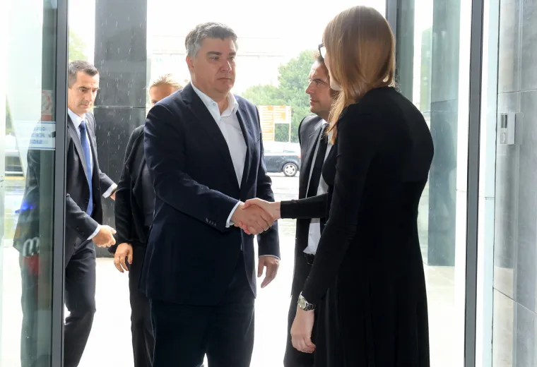 Od Mislava Bage oprostili se kolege i prijatelji. Na komemoraciju do&scaron;li Milanović i Toma&scaron;ević