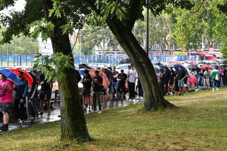Sprema se totalna ludnica za Dinamovu utakmicu sezone! Pogledajte što su kamere snimile ispred Maksimira
