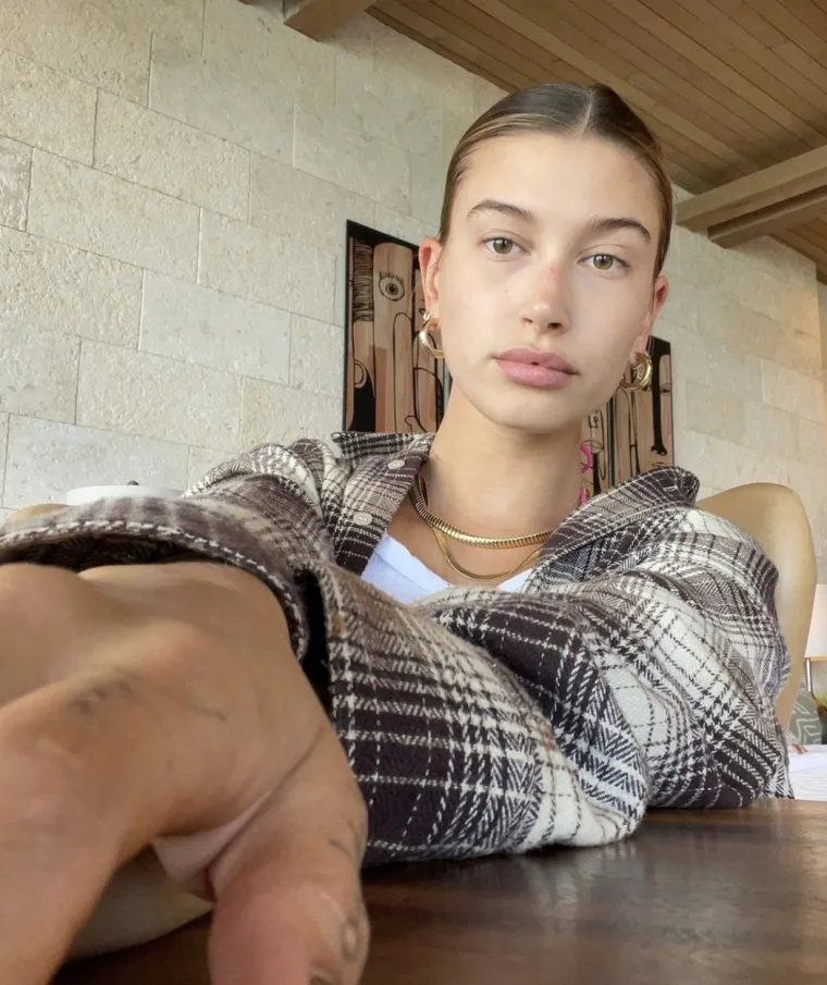 Za ženom Justina Biebera se svi okreću, a ovako izgleda potpuno prirodna, bez imalo šminke