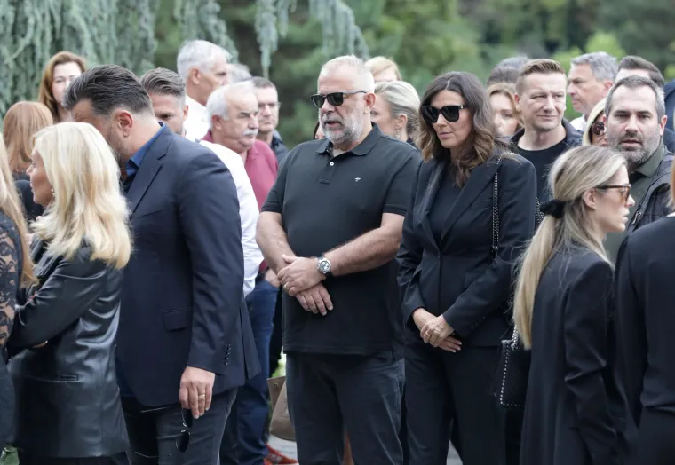 Kolinda, Šprajc, Plenković, Marić i brojni drugi na posljednjem ispraćaju preminulog Bage