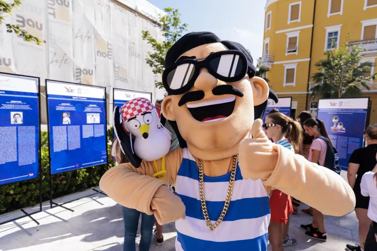 Ovo je Roko, maskota splitskog EP-a u vaterpolu: Htjeli napraviti dalmatinskog galeba, a dobili - kralja! 'Reakcije su fenomenalne'