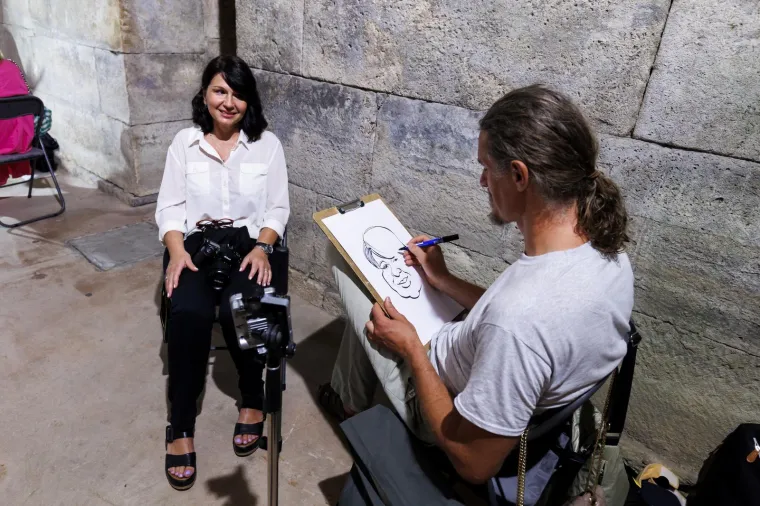 Ususret EP-u: Pogledajte kako izgleda izložba vaterpolskih karikatura u Dioklecijanovim podrumima