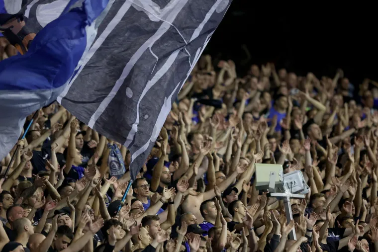 VELIKA GALERIJA Čarobna noć na Maksimiru: 120 minuta pjesme i jedna moćna poruka s tribina