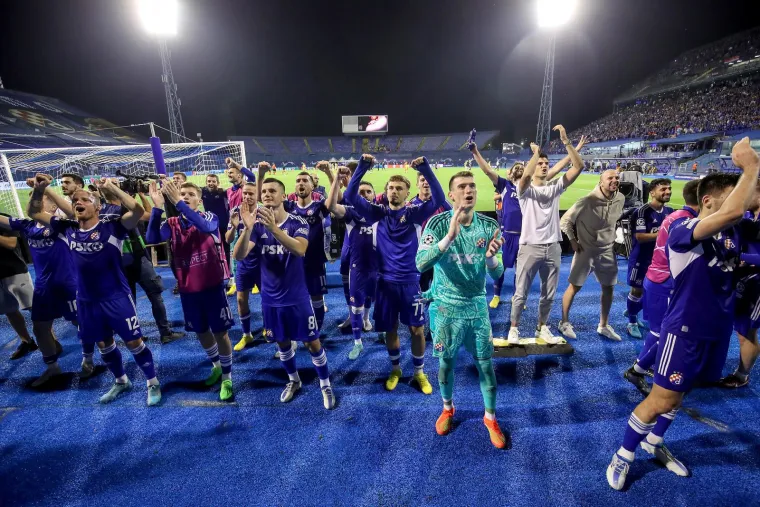 Petkovićeve škarice, šokantan gol Bodea i ludi produžeci: Pogledajte kako je izgledala velika Dinamova noć