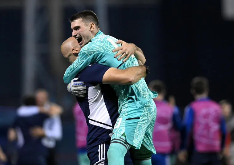 Petkovićeve škarice, šokantan gol Bodea i ludi produžeci: Pogledajte kako je izgledala velika Dinamova noć