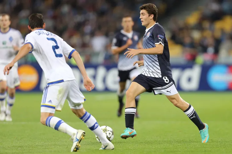 Iskopali smo ih! Pogledajte stare fotografije Matea Kovačića kad je kao mladi nogometa&scaron; igrao za Dinamo, neke su potpuni hit