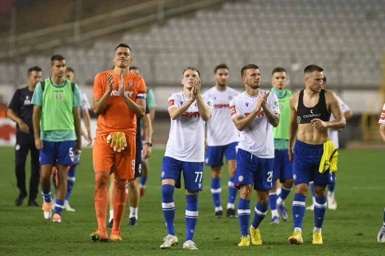 Tuga i razočarenje na licima igrača Hajduka: Torcida ih ispratila kao pobjednike