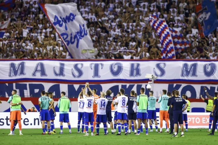 Tuga i razočarenje na licima igrača Hajduka: Torcida ih ispratila kao pobjednike